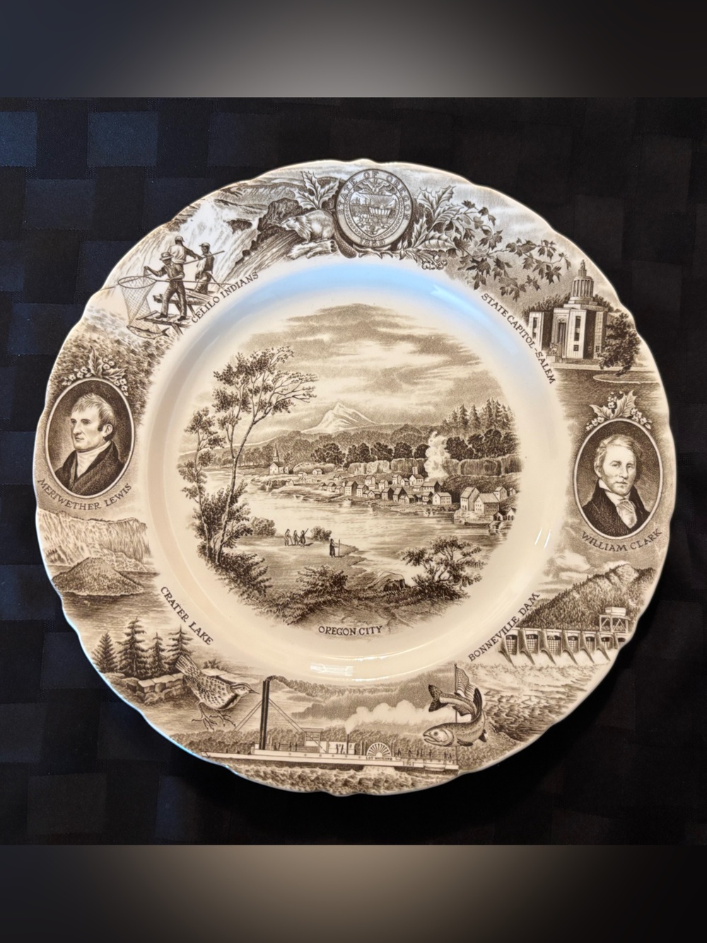 Vintage - The Oregon Plate